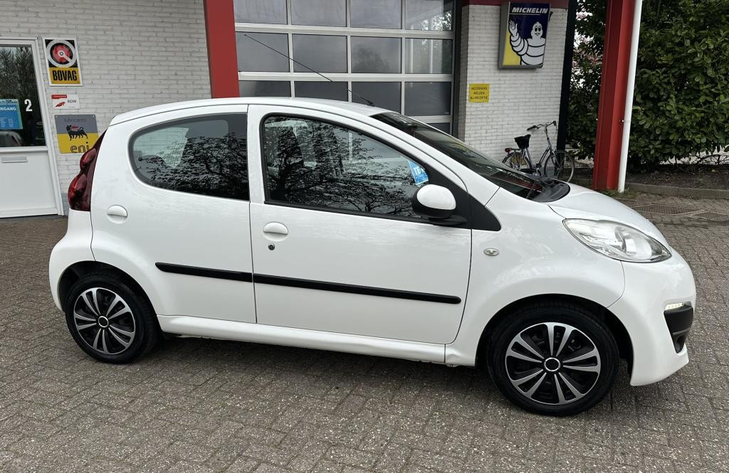 Peugeot 107 active 1.0, airco, carplay, jaar apk, beurt, garantie