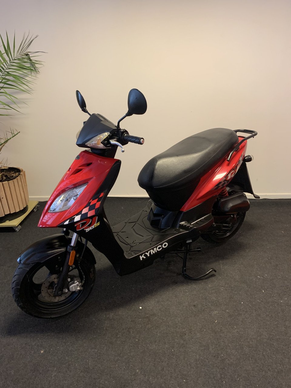 KYMCO SCOOTER NU 275,= RIJKLAAR