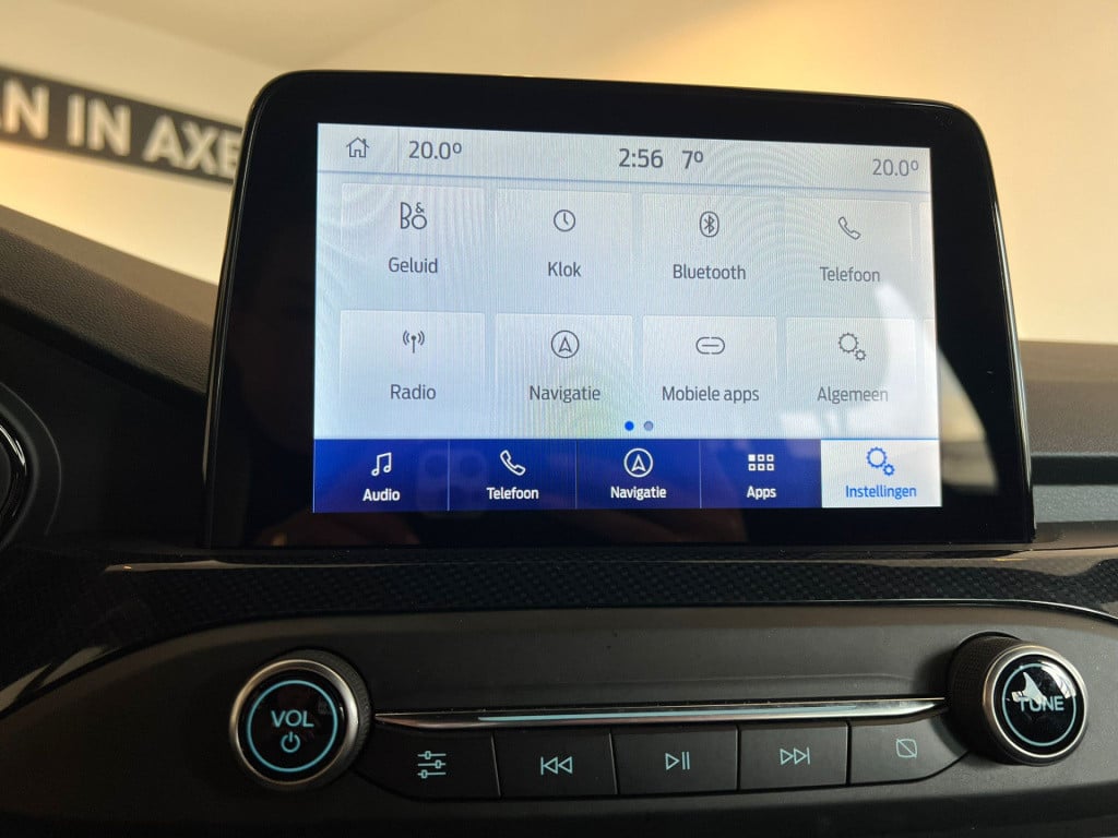 Ford Focus wagon 1.0 ecoboost hybrid st line business