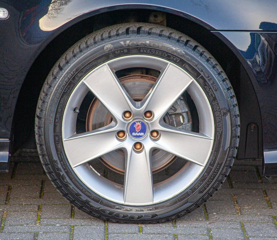 Saab 9-3 cabrio 1.8t vector m6