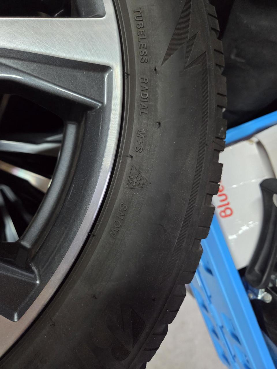 Velgen met banden voor Nissan Qashqai 215/55R18