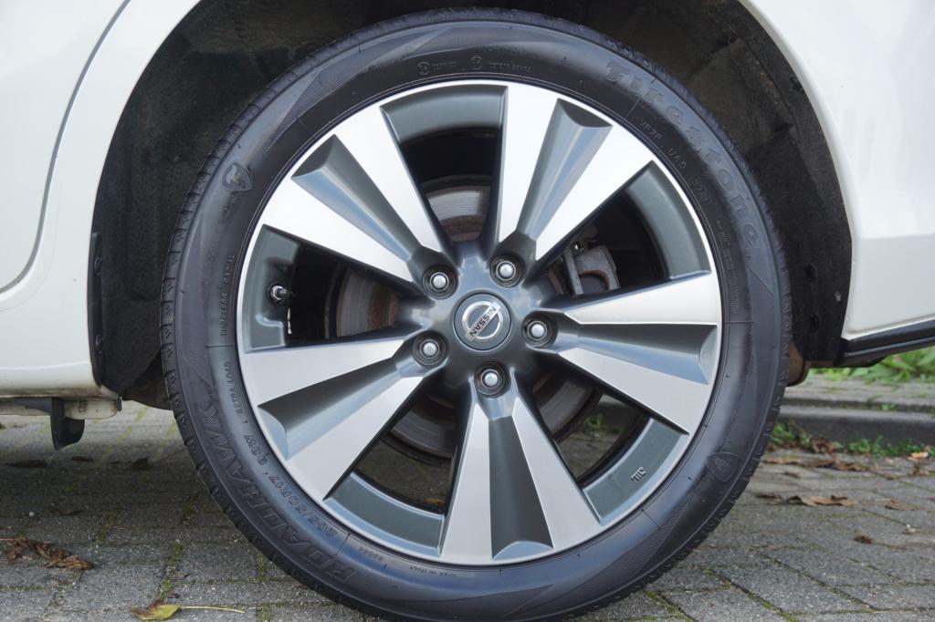 Nissan Pulsar 1.2 dig-t connect edition airco / navi / cruise / camera / pa