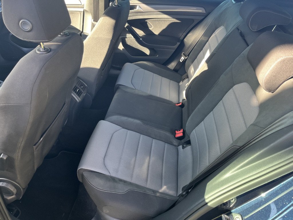 Volkswagen Golf 1.4 tsi act bns ed r-line