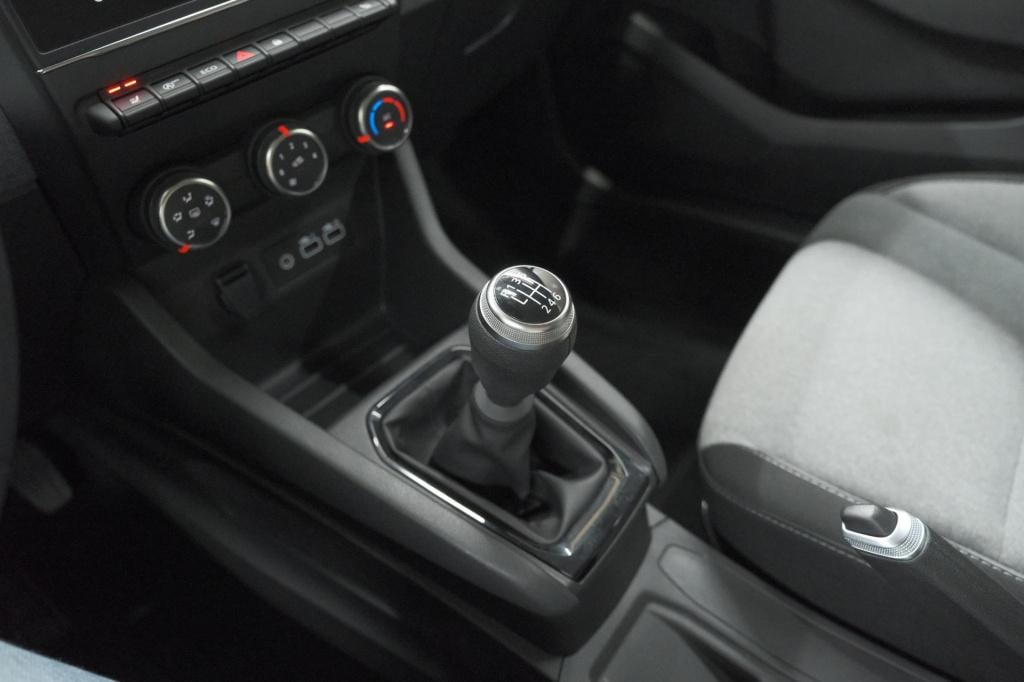 Renault Clio tce 90 evolution | stoelverwarming | camera | parkeersensoren 