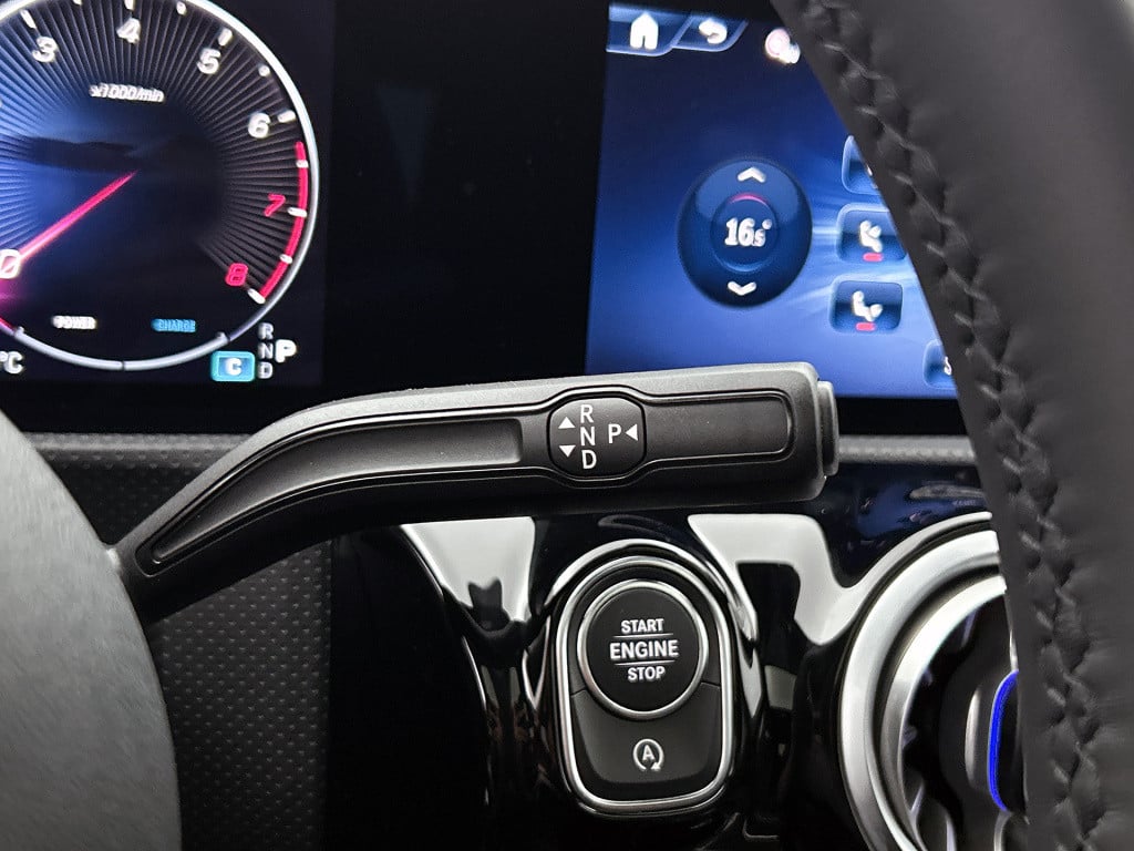 Mercedes-Benz A-Klasse 180 business solution amg | nightpakket | amg line p