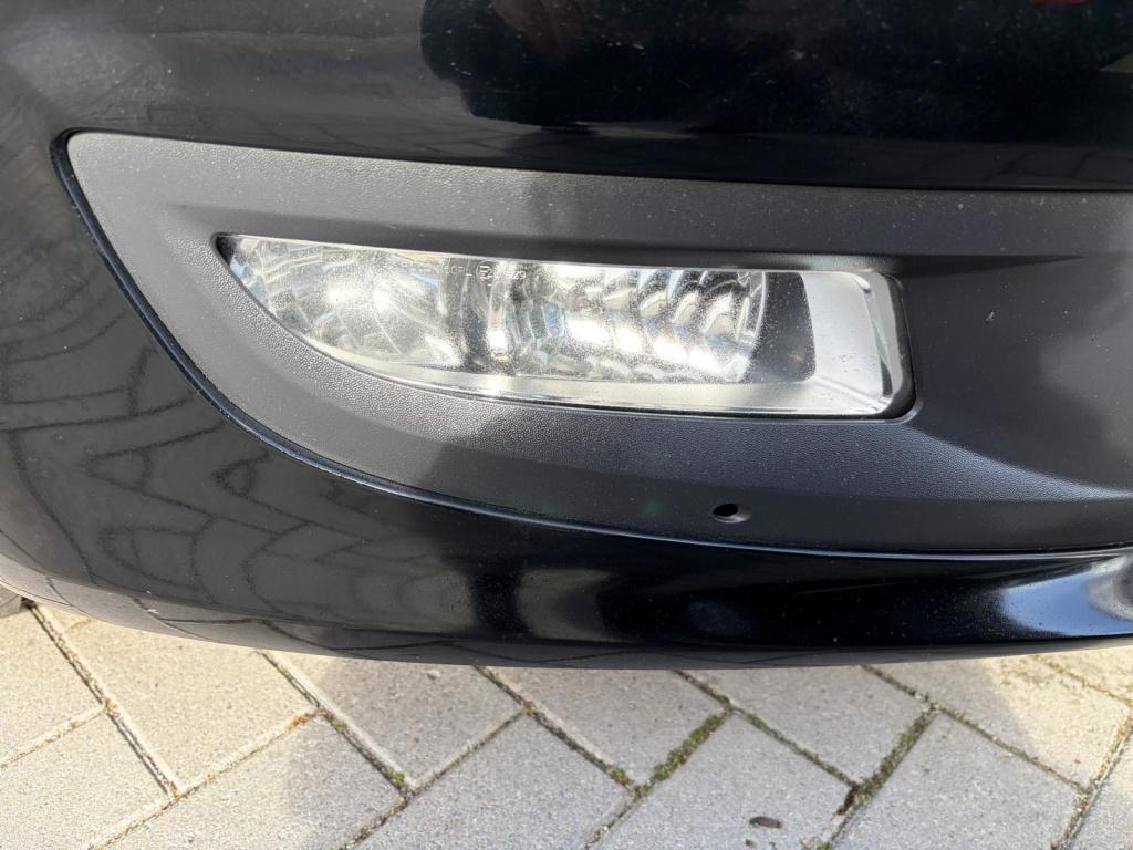 Volkswagen Polo 1.4-16v comfortline/lichtmetaal/carplay/airco/black edition