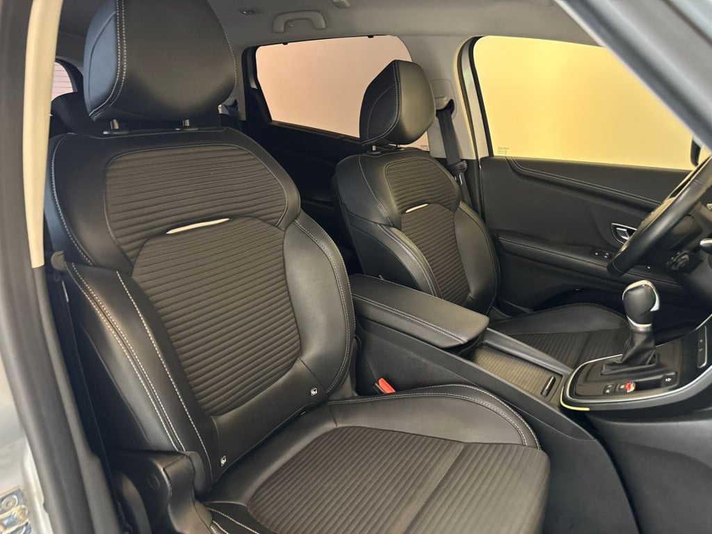 Renault Grand Scenic 1.3 tce intens 7p.