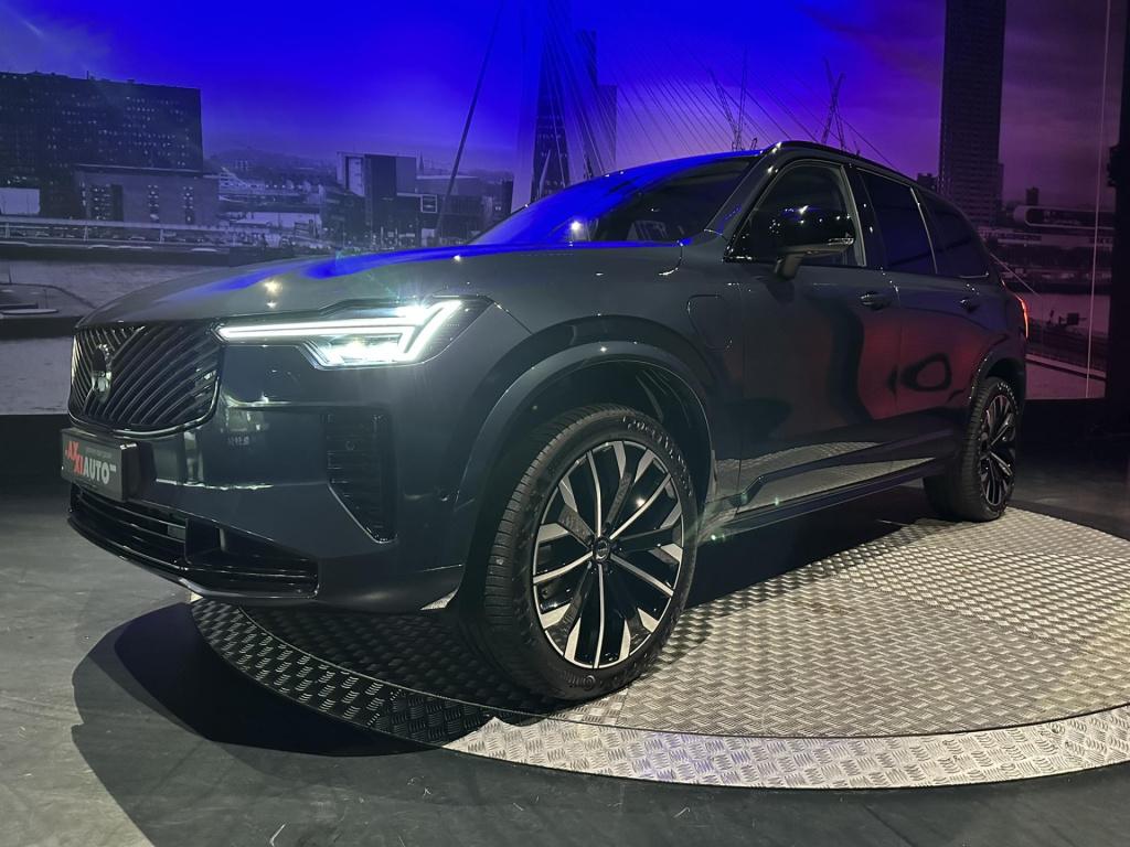 Volvo XC90 2.0 t8 plug-in hybrid awd plus dark *luchtvering*pano*surroundvi