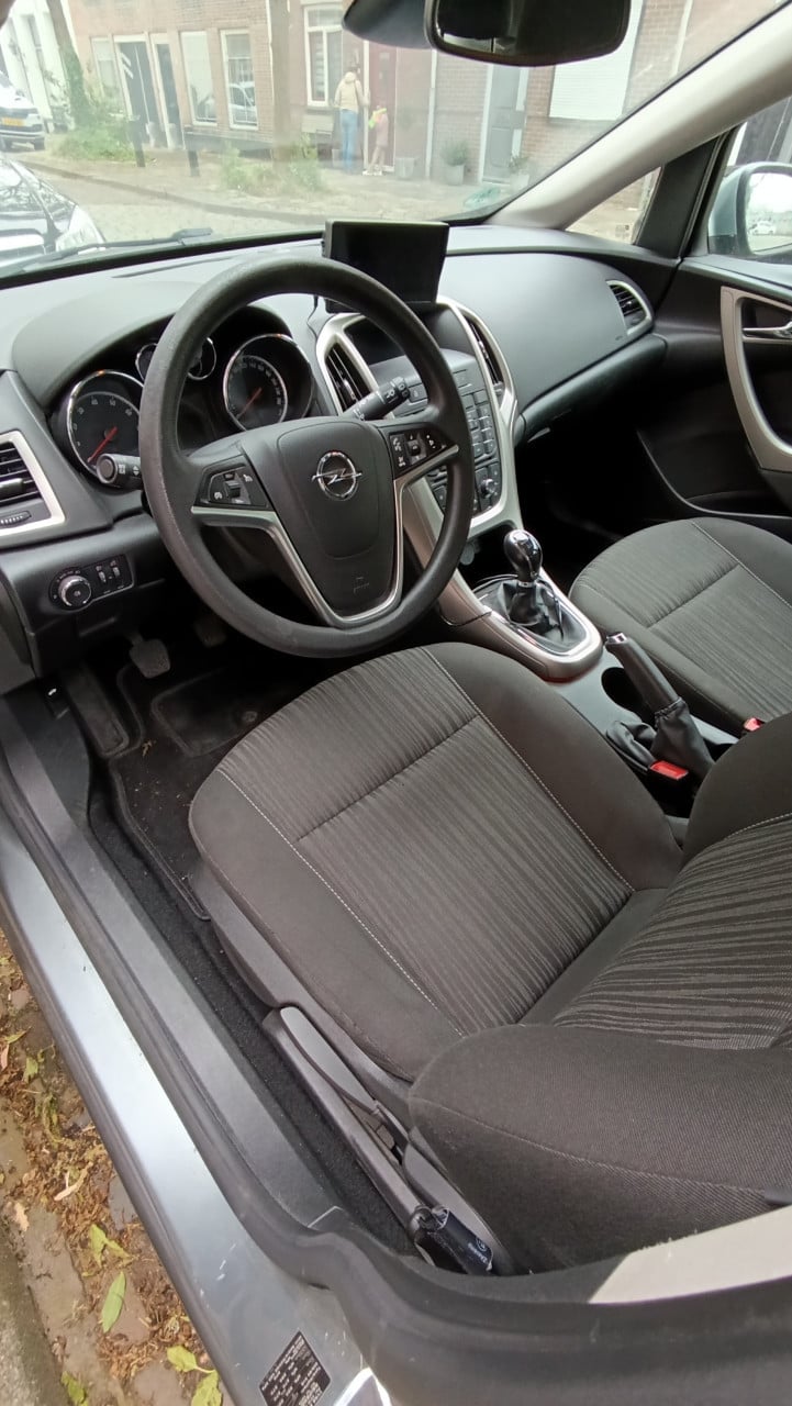 Nette, goed onderhouden Opel Astra station wagon