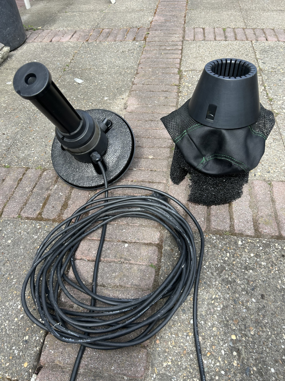 Te koop velda floating 2500 drijvend filter