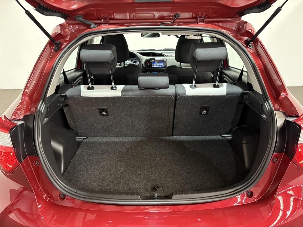Toyota Yaris 1.5 hybrid aspiration | lage km-stand |
