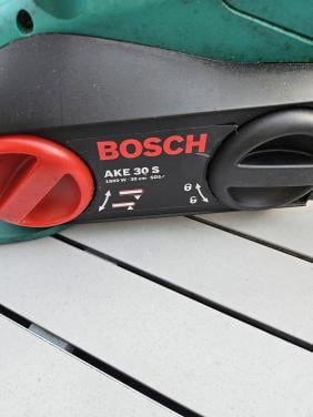Werkende zgan Bosch AKE 30 S elektrische kettingzaag 1800W