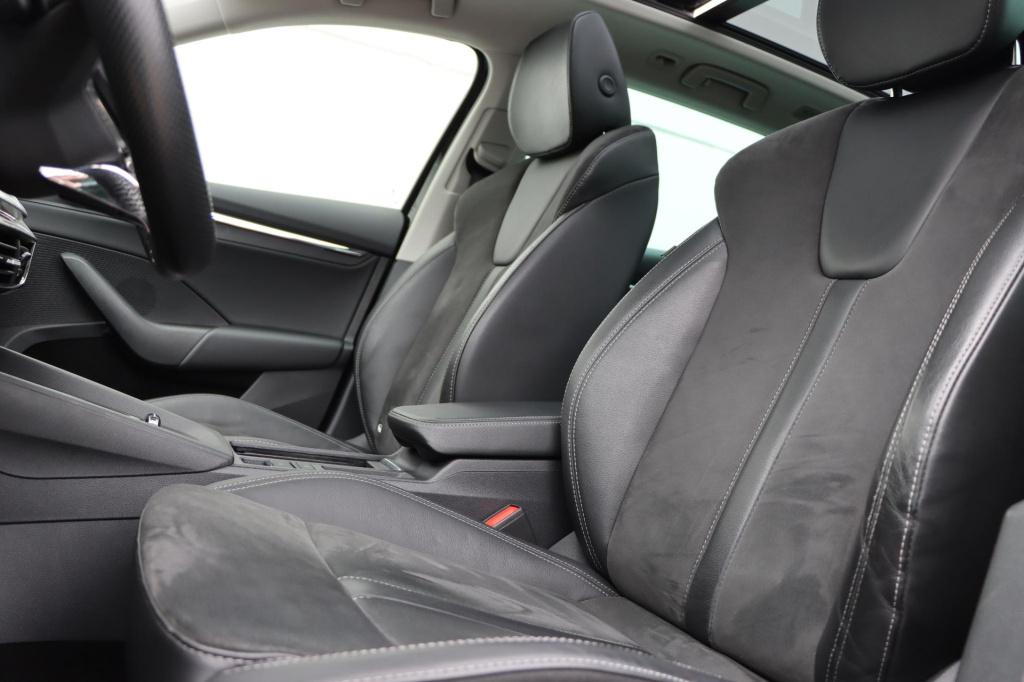 Skoda Octavia combi 1.4 tsi iv phev business edition plus 204pk dsg6
