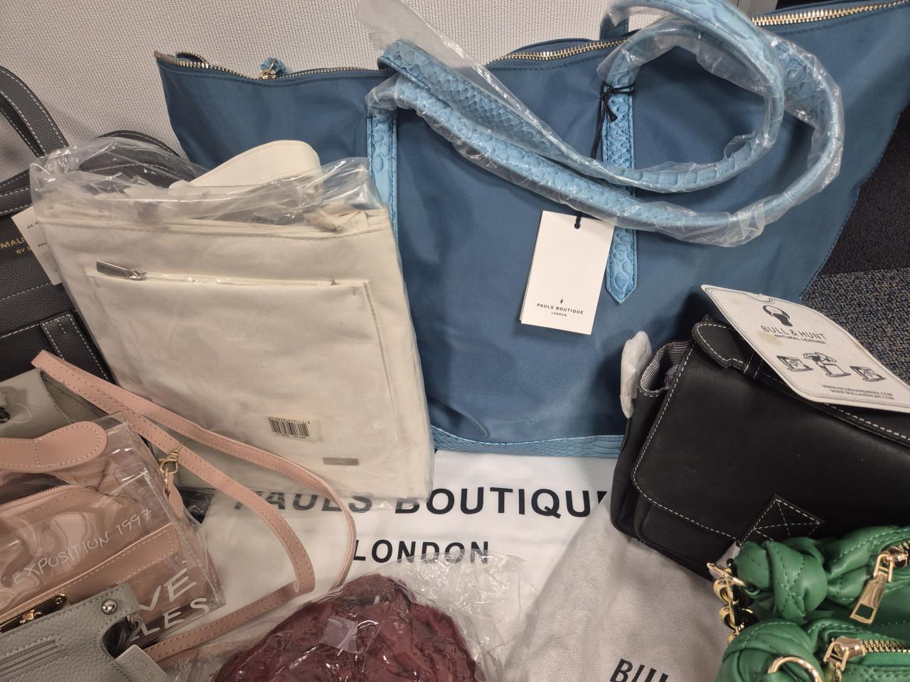 Partij van 20 nieuwe tassen