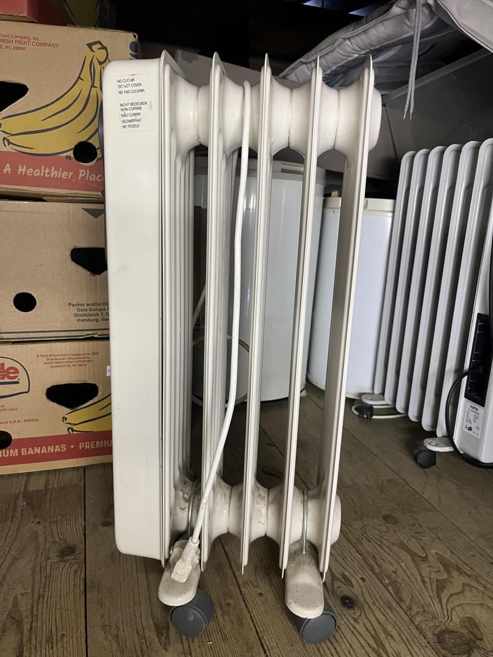 Oliegevulde radiators kachels