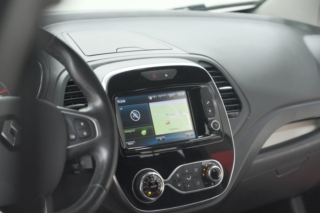 Renault Captur tce 120 edc intens | trekhaak | camera | navigatie | parkeer