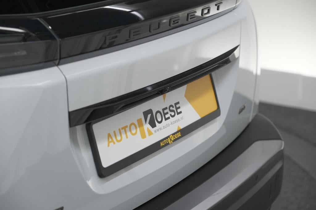 Peugeot 2008 puretech 130 eat8 gt | camera | apple carplay | parkeersensore