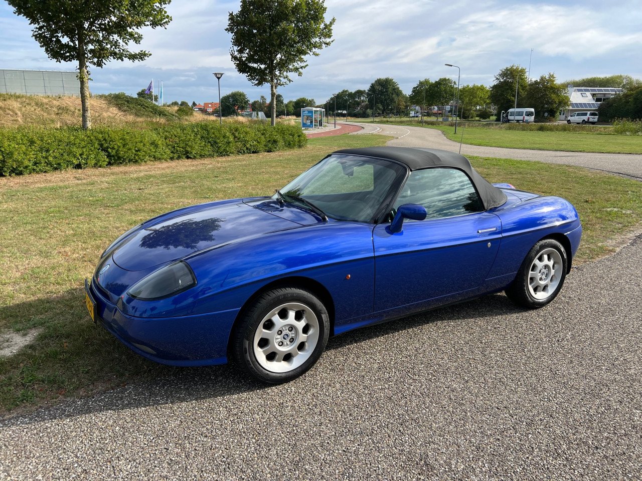 Youngtimer, Prachtige Fiat Barchetta uit 2003 slechts 140.000 gereden.
