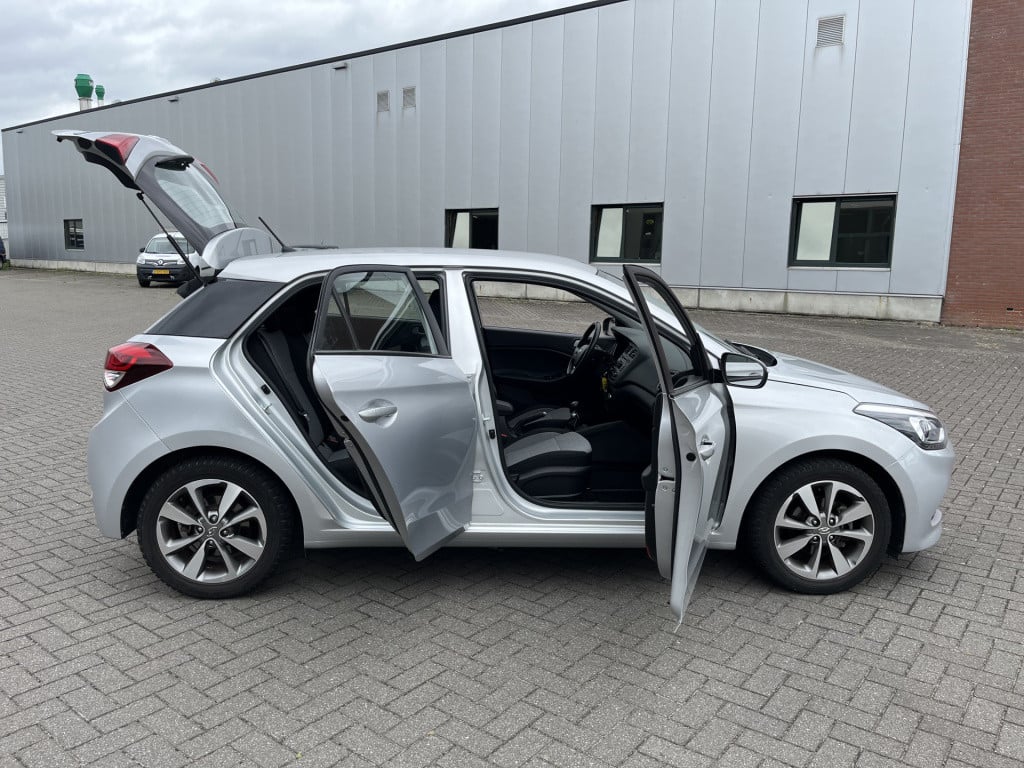 Hyundai I 20 1.2 hp i-motion premium 42 dkm