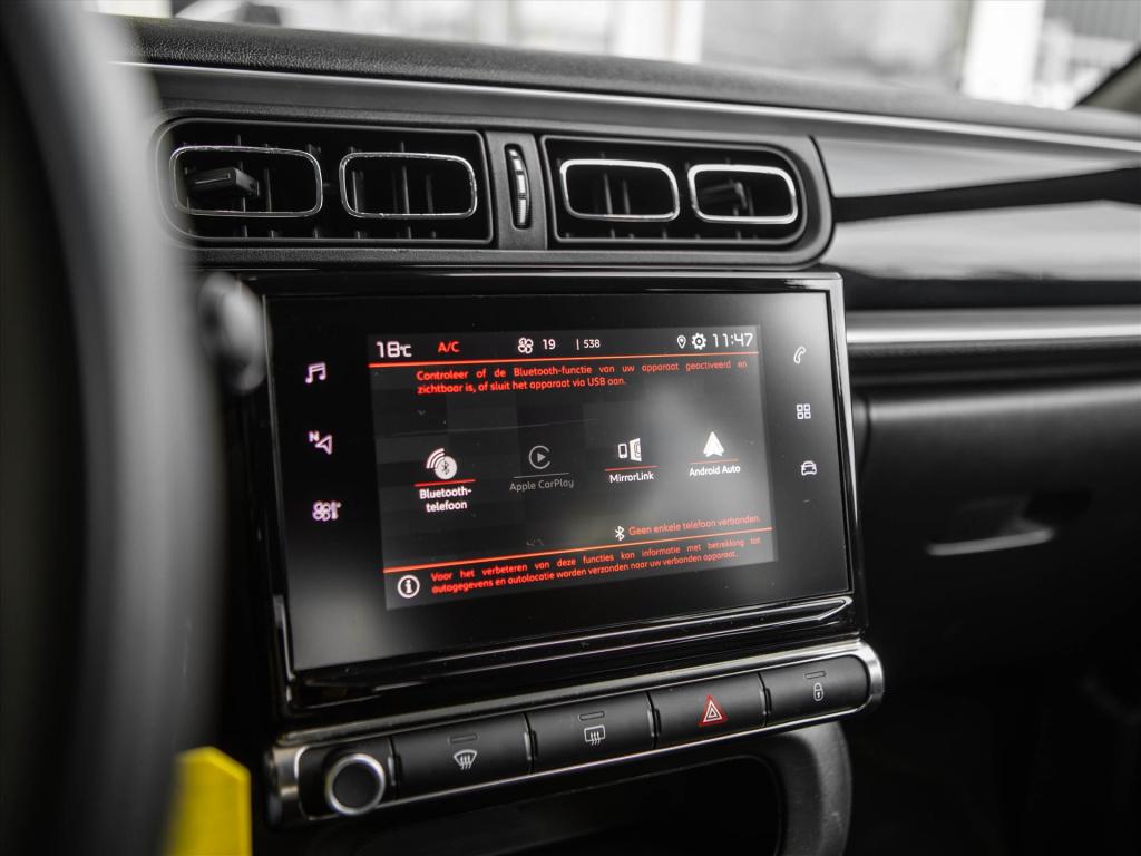 Citroen C3 1.2 puretech 83pk shine | stoelverwarming | carplay | park. sens