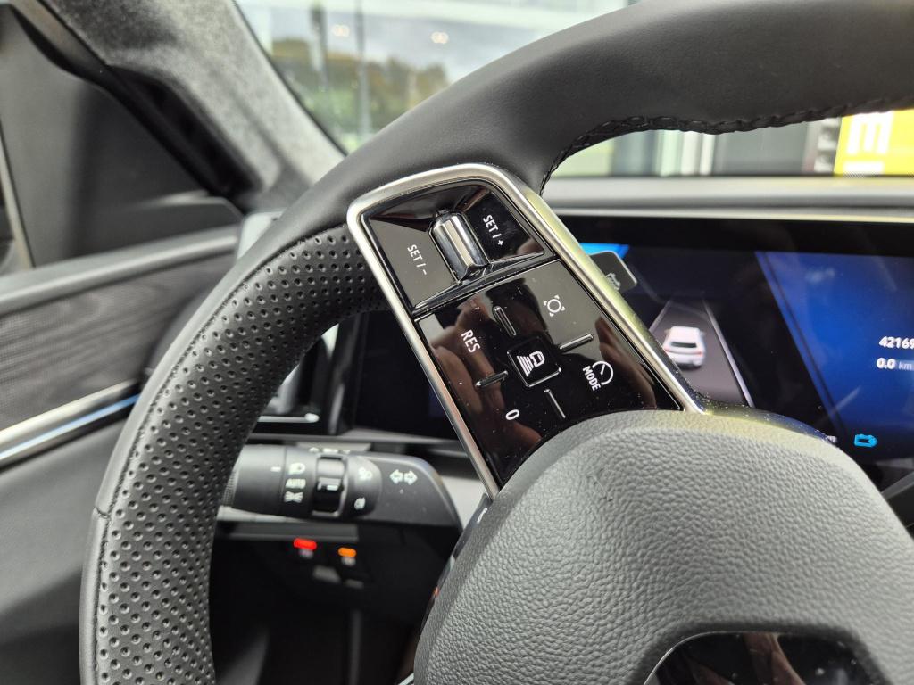 Renault Scenic e-tech ev87 long range iconic solarbay dak, harman kardon au