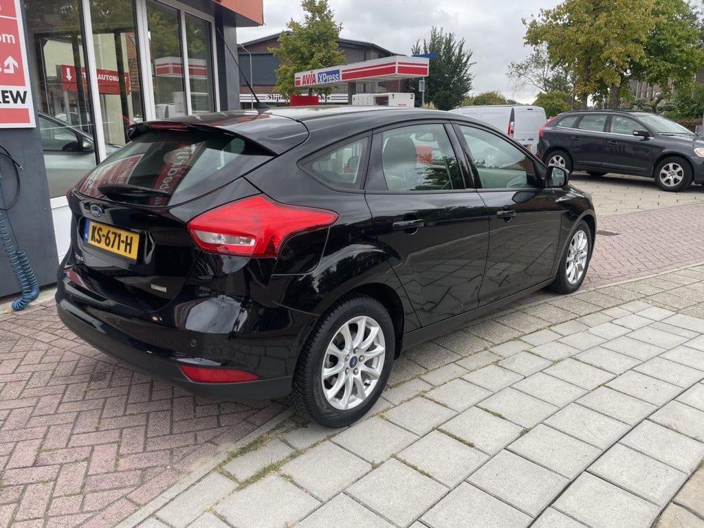 Ford Focus 1.0 ecoboost 74kw 5d