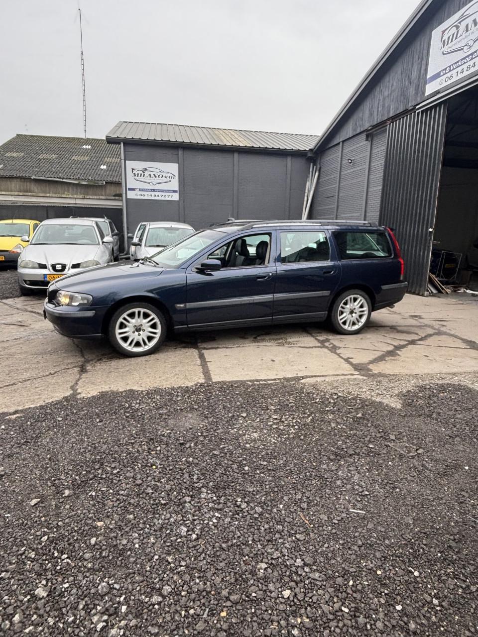 Volvo v70 met een jaar apk!