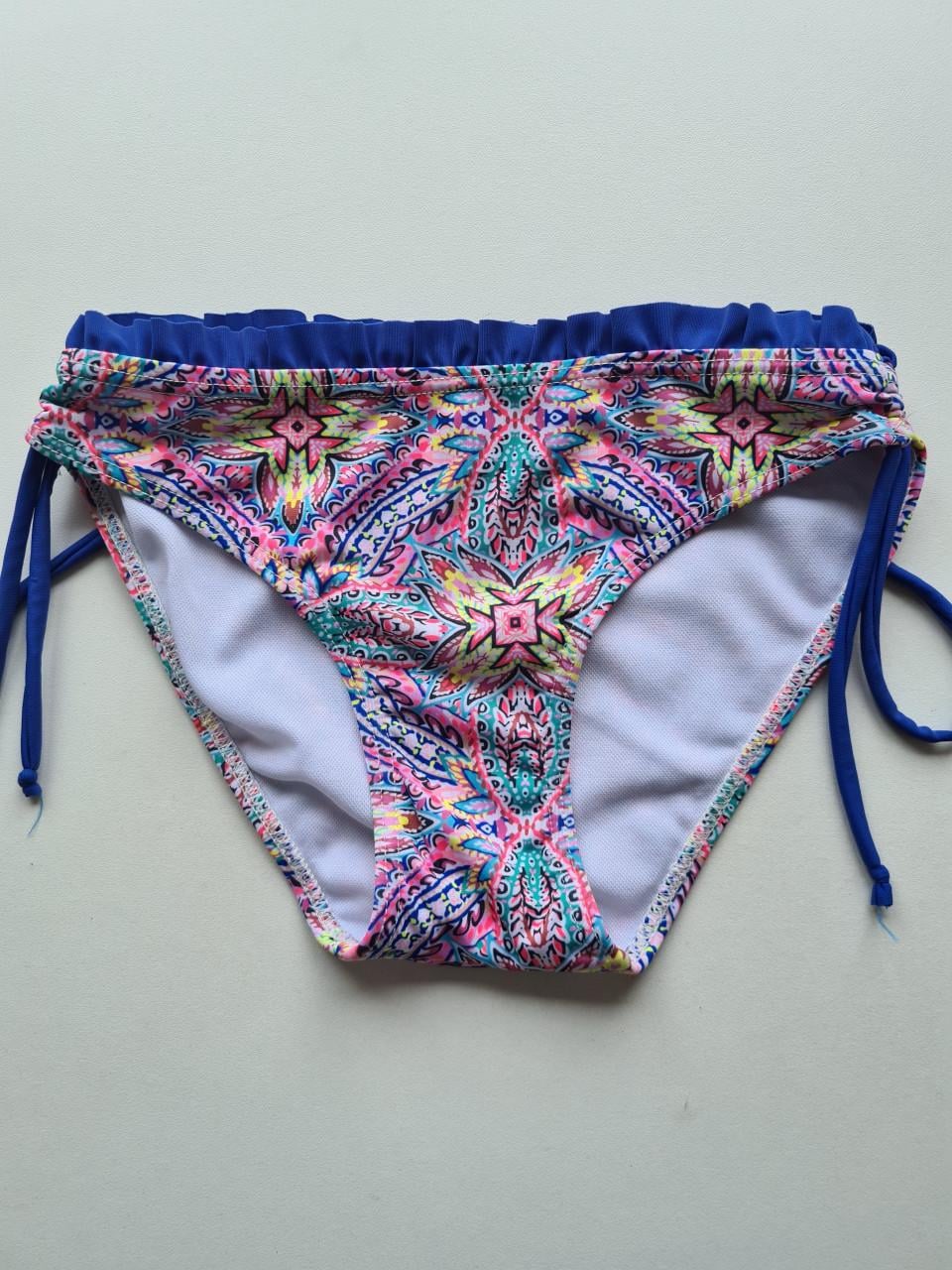 Nieuwe Indian Blue Jeans bikini in  Maat 140.
