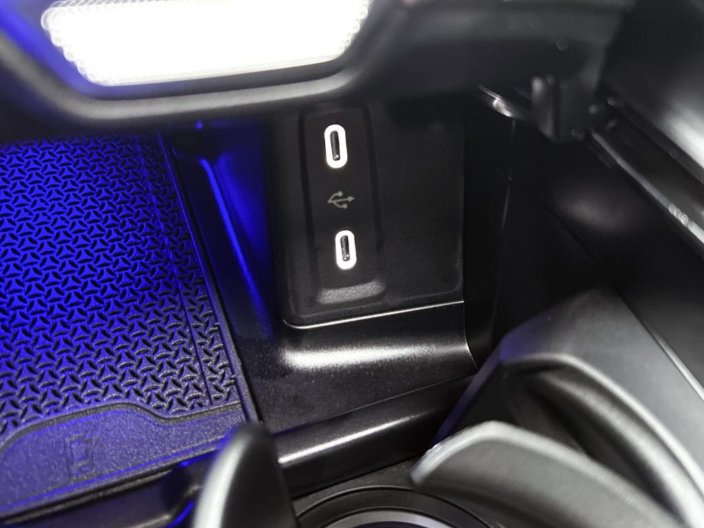 Mercedes-Benz Glc 300e 4matic sport edition | premium pakket | nightpakket 