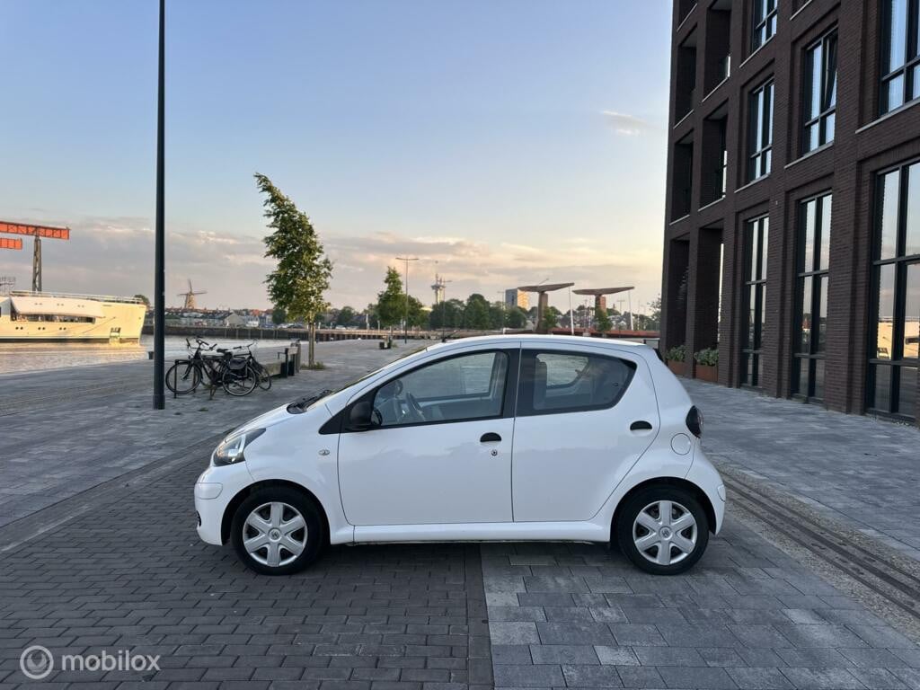Toyota Aygo 1.0-12V Comfort Airco km124.035 5Drs BJ2010