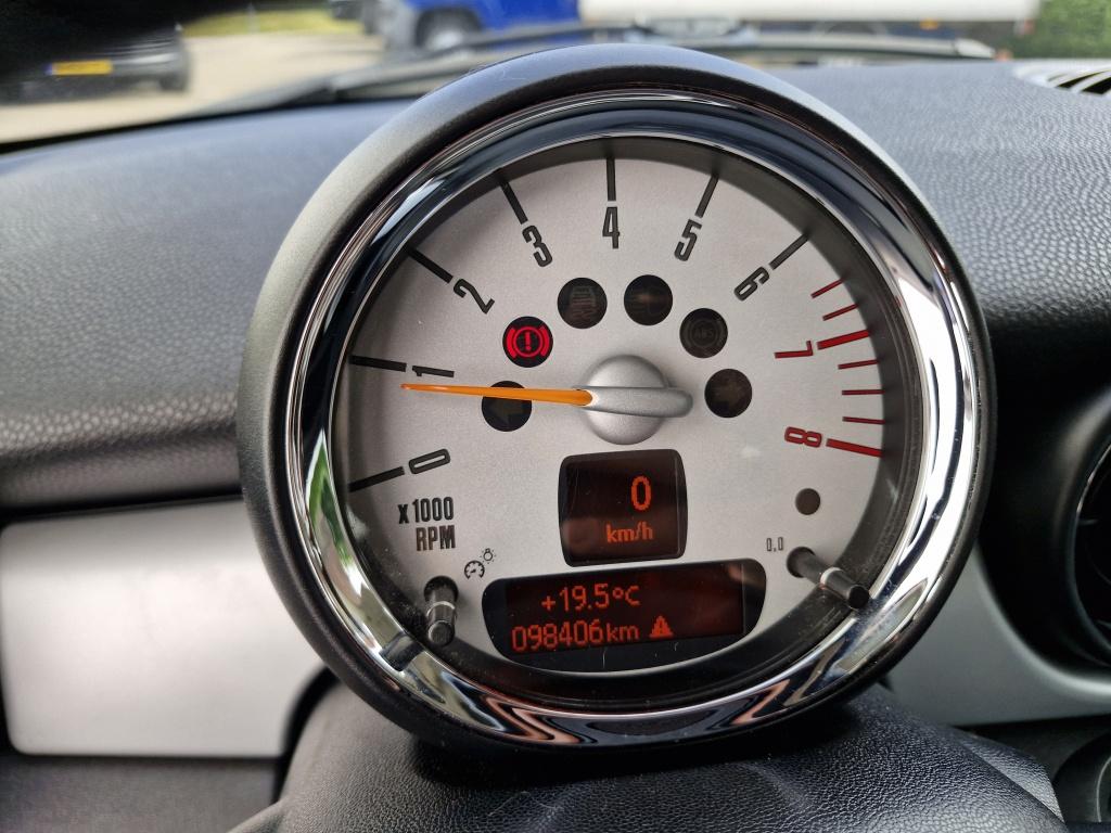 Mini Cooper 1.6 123 pk pepper | bluetooth | climate control