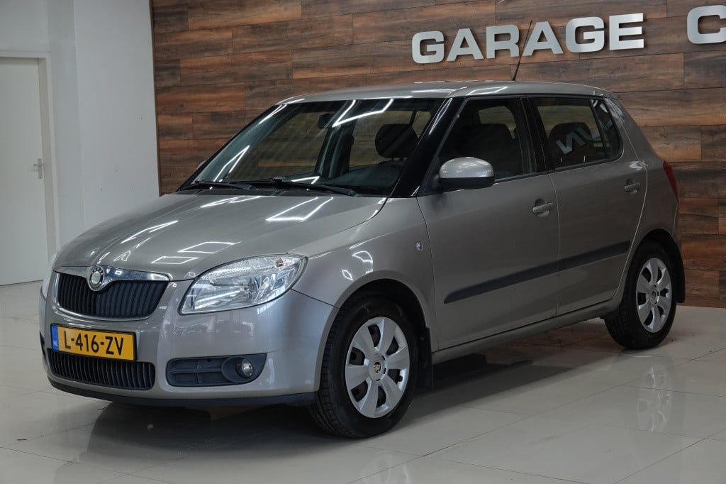 Skoda Fabia combi 1.6-16v ambiente | cruise | stoelverw. |