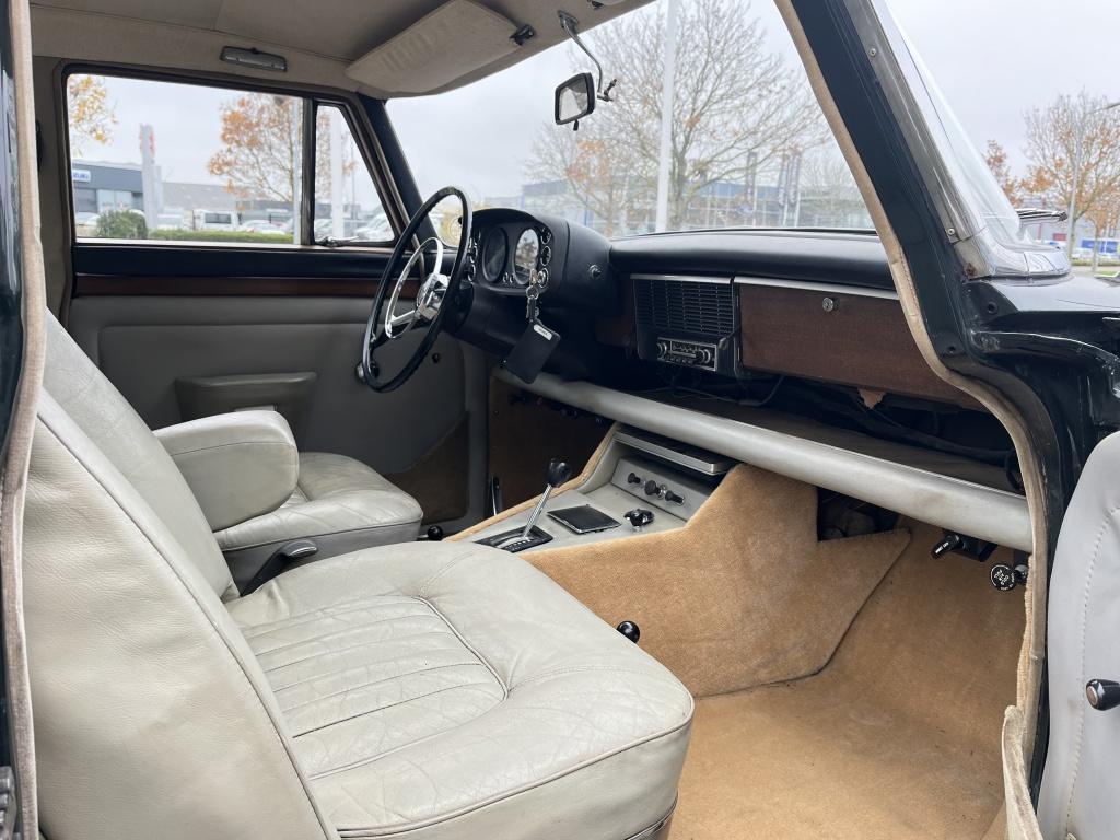 Rover Onbekend p5b 3.5 litre v8 saloon automatic