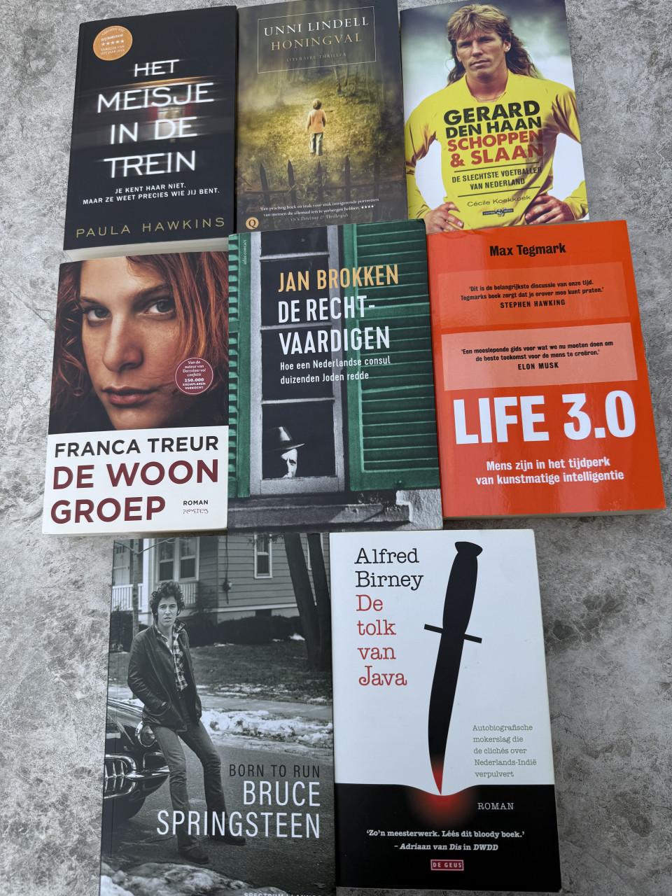 8 zeer nette boeken voor 12,50 euro.