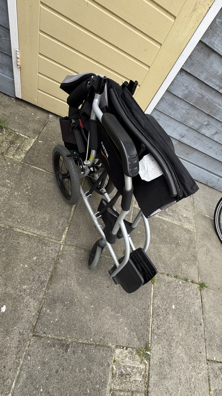 Karma rolstoel als nieuw