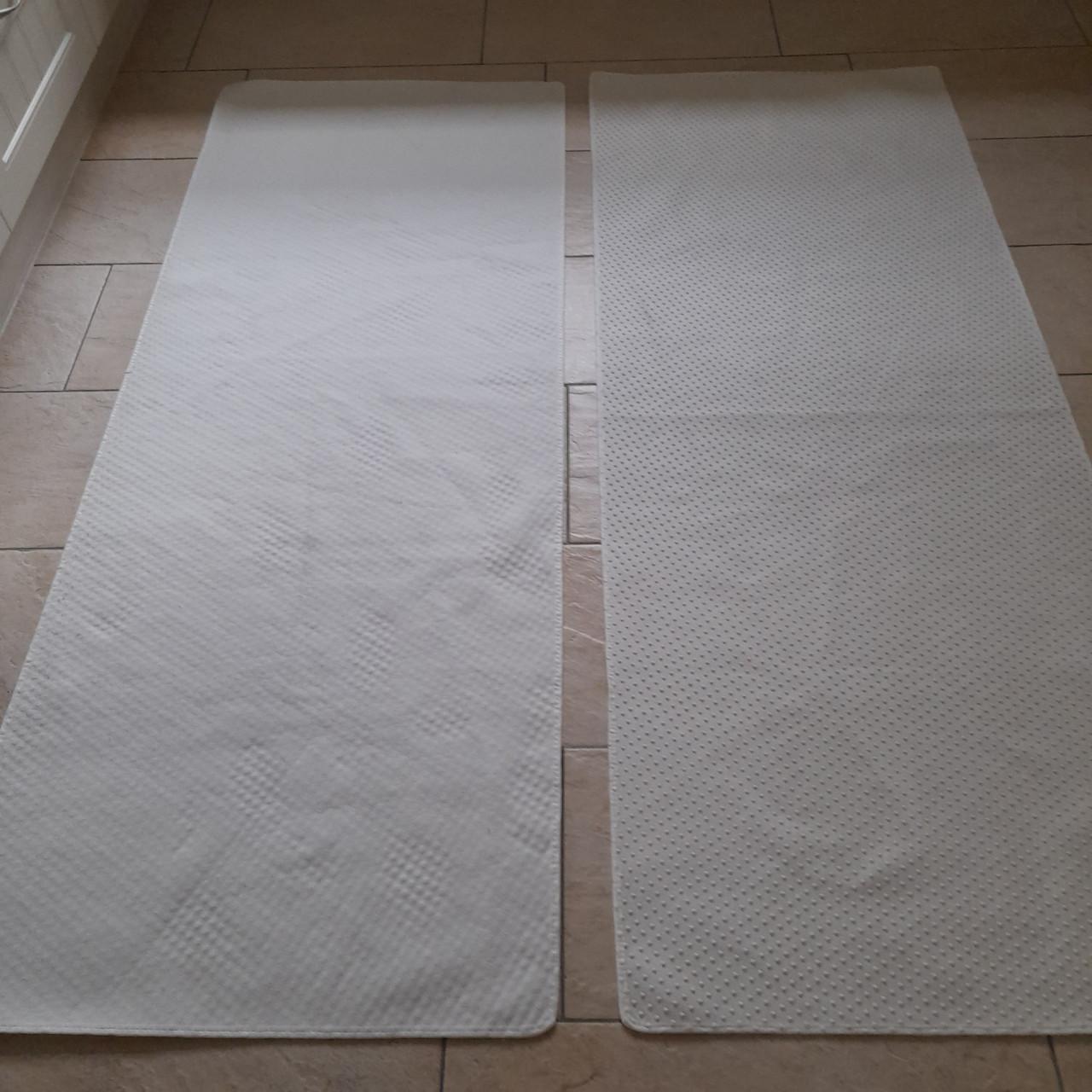 Matras onderleggers met noppen antislip en zonder noppen ( i.g.st.)