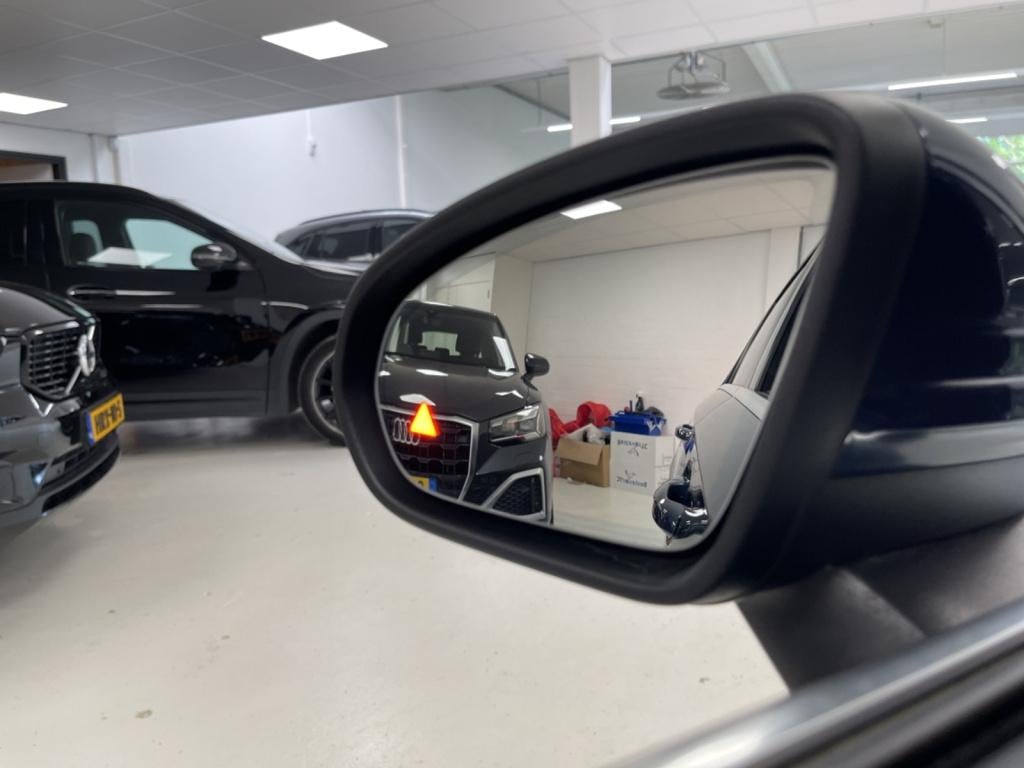 Mercedes-Benz A-Klasse amg 35 4matic | burmester | panoramadak | 19'' amg d