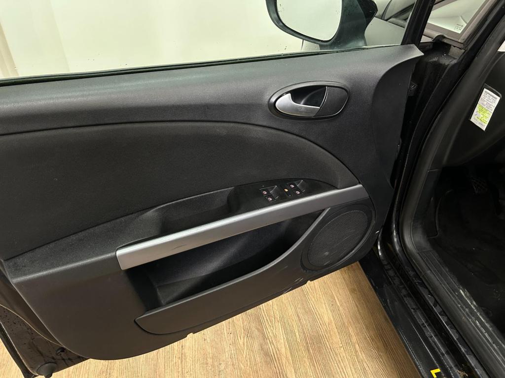 Seat Leon occasion 1.4 tsi businessline | zwart | tweedehands seat leon | c