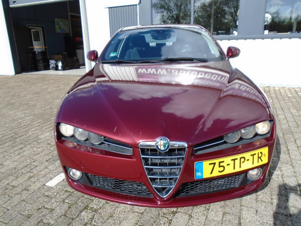 Alfa Romeo 159 1.9 jts distinctive