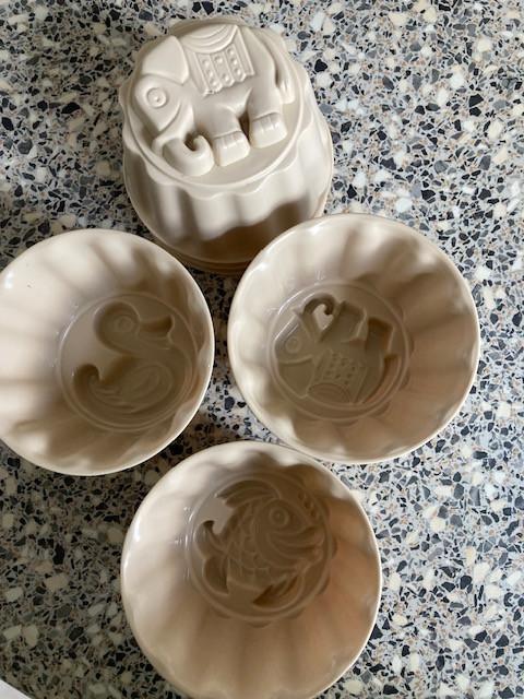 Vormen voor pudding (of zandtaartjes)