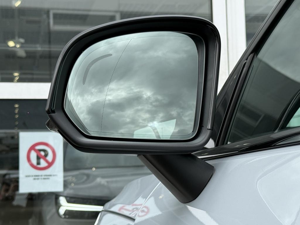 Volvo XC40 t5 262pk recharge r-design| adap.cruise| trekhaak| camera| keyle