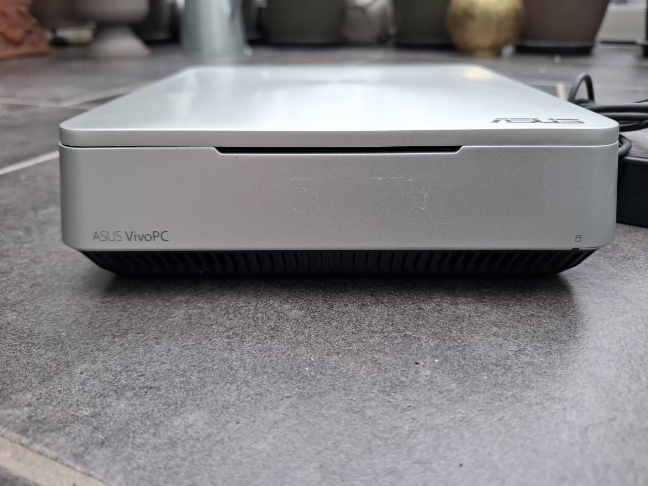 ASUS Mini PC VM42 8 Gb RAM