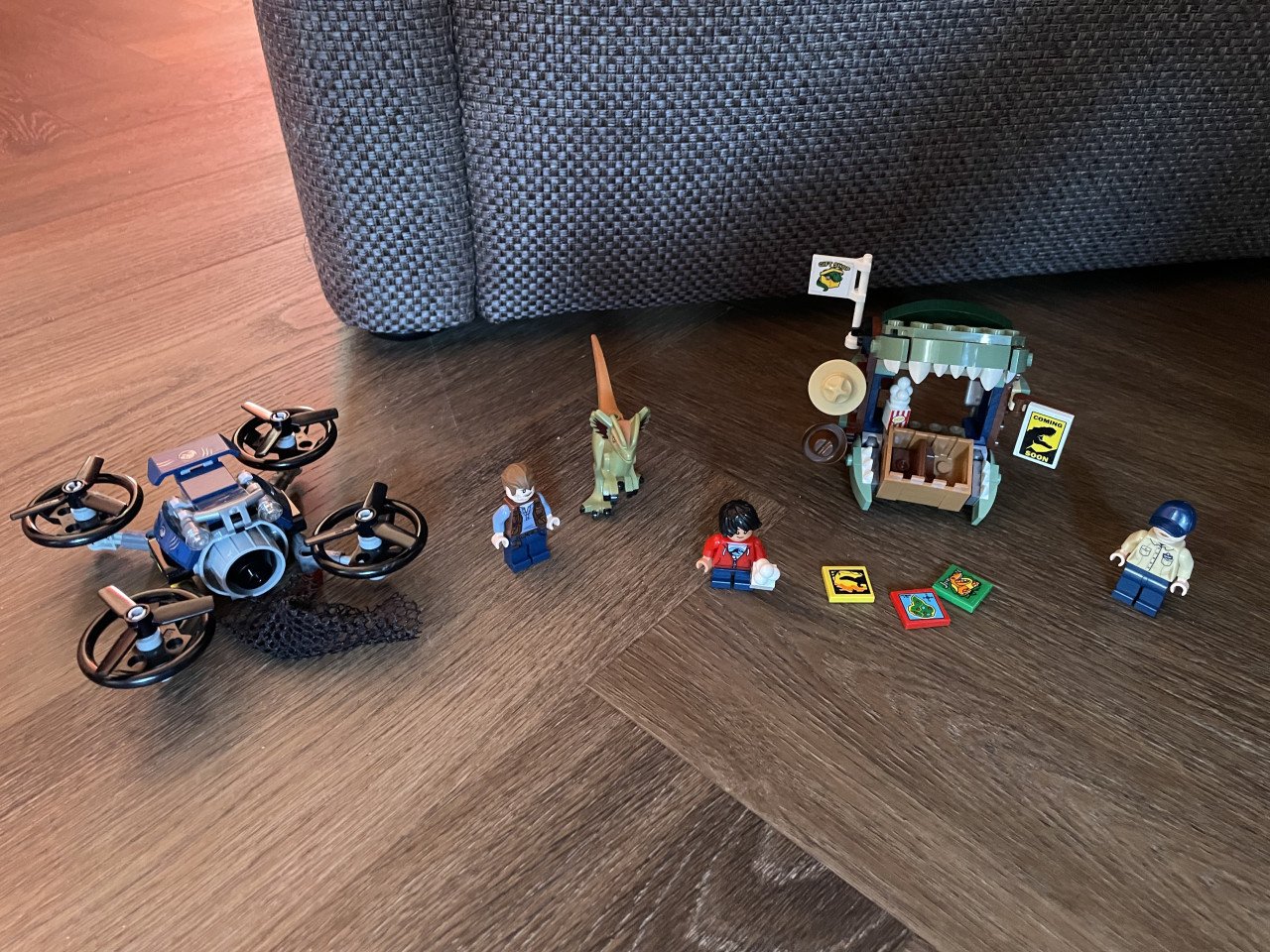 Lego Jurassic world: Dilophosaurus ontsnapt 75934