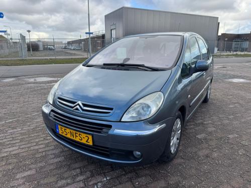 Citroen Picasso bj 2010  1400 euro