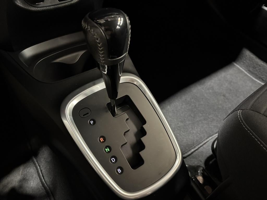 Toyota Yaris 1.5 hybrid aspiration | lage km-stand |