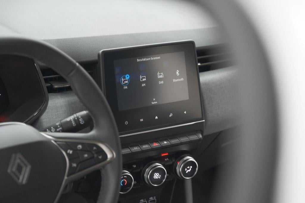 Renault Clio 1.6 e-tech full hybrid 145 evolution | apple carplay | parkeer