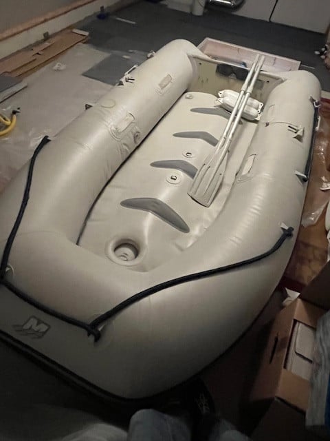 Quicksilver airdeck met 5pk Honda motor