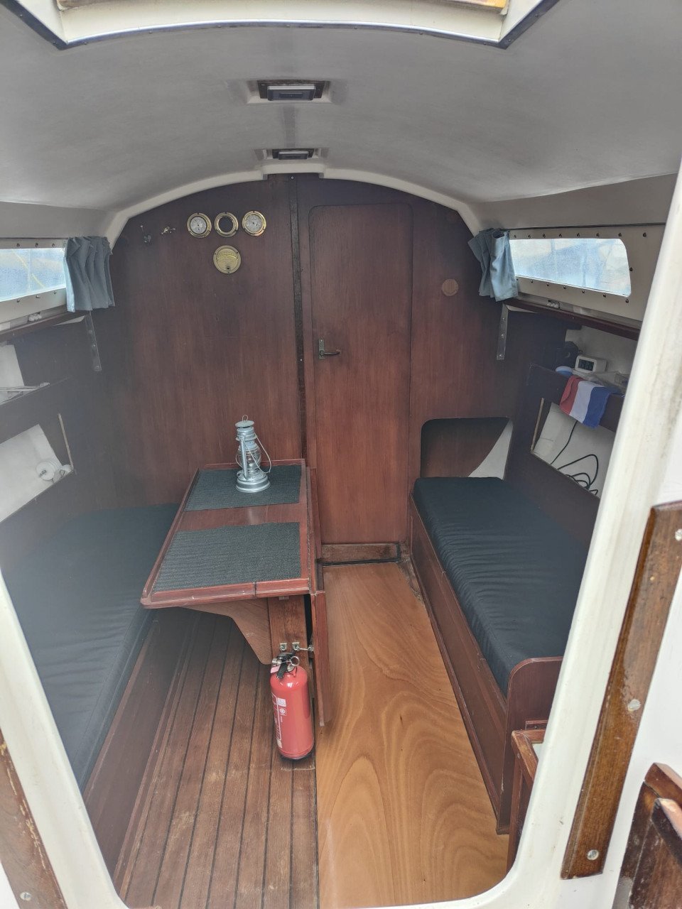 STURGEON 28 KAJUIT ZEILBOOT