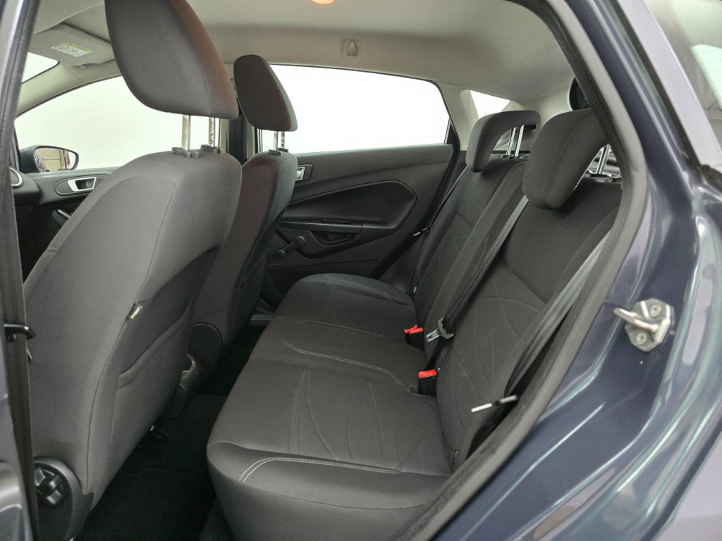 Ford Fiesta occasion 1.0 style met airco en mooie antracietgrijze kleur | 5