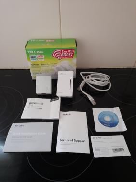 TP-LINK TL-WPA4220KIT  Starter Kit  (in goede staat )